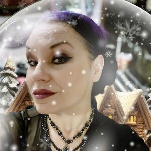 Meet your Posher, Celeste